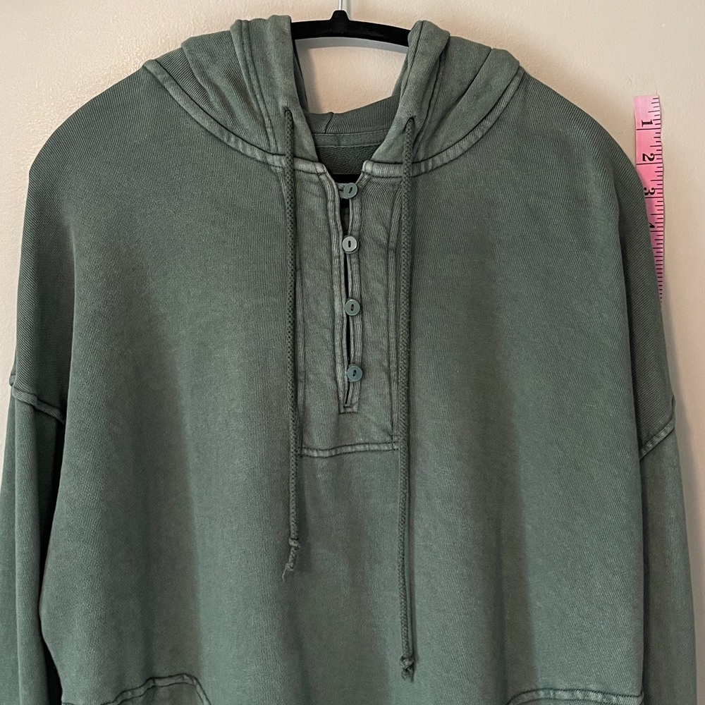 AERIE Oversized Beach Weekend Pullover Henley Hoodie in Forest Green Size Small - Picture 4 of 16